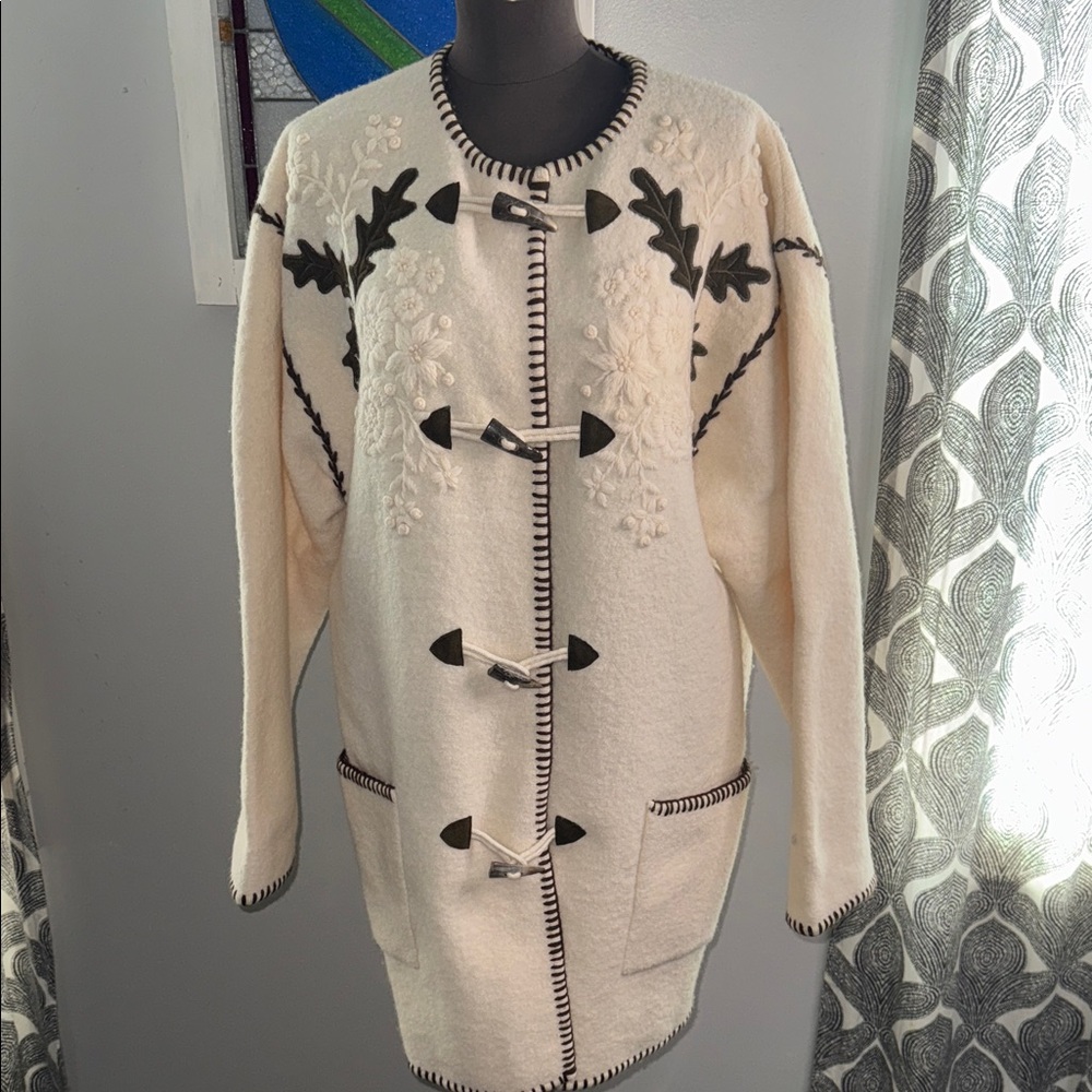Beautiful Embroidered 100% Wool Women's Toggle Coat